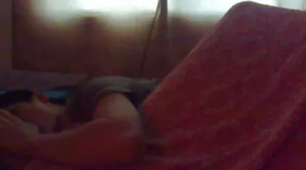 Overraskelse i form af køn for konen. Jeg købte nye strømper til porno ung køn.