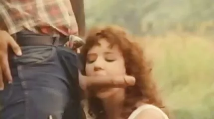 En ung russisk kvinde vil blive boret i alle huller. katja k pornofilm