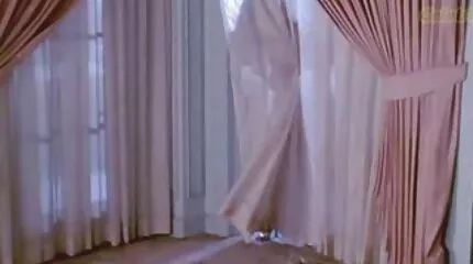 Læreren har tendens porno gamle kvinder til at have køn med den studerende.