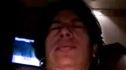 Store bryster og fisse hjalp skønheden med tisse porno at få jobbet.