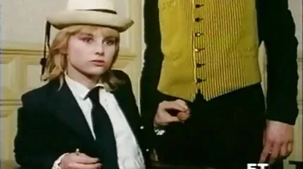 Djævelen og englen er pornofilm homo lesbiske.