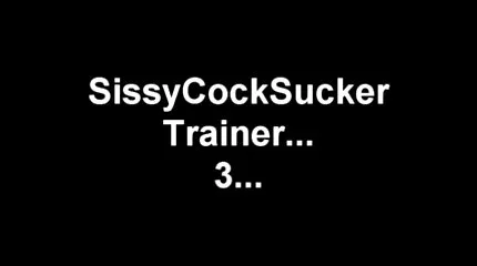 Han distraherer gamerbroren spansk sexfilm fra computeren med et slagjob.