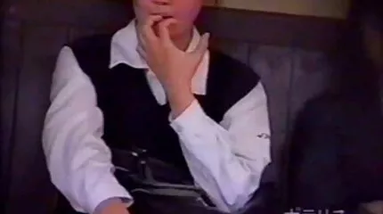 Stepmom gør skamfulde porno gravid ting med stepson.